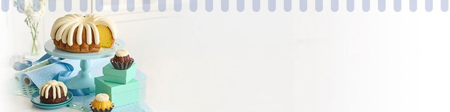 Bundt Cakes on cake stands